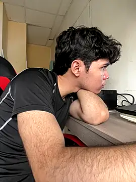 Snapshot of Im_Camii chatting on November 24, 2025, 5:13 pm Im Camii online show from November 24, 2025, 5:13 pm