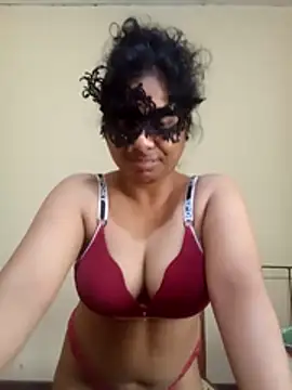 Snapshot of Expose_Queen chatting on March 19, 2026, 7:52 am Expose Queen online show from March 19, 2026, 7:52 am