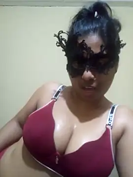 Snapshot of Expose_Queen chatting on March 15, 2026, 4:47 pm Expose Queen online show from March 15, 2026, 4:47 pm