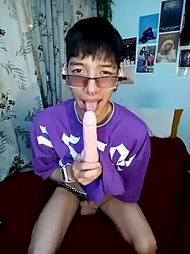 heyy noah11 online show from October 18, 2025, 1:07 am