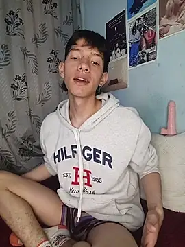 heyy noah11 online show from November 25, 2025, 2:12 am