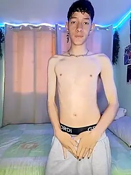 heyy noah11 online show from May 11, 2026, 5:21 pm