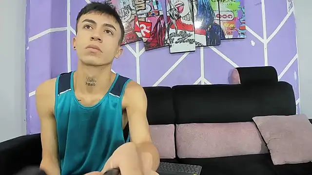 heyy noah11 online show from March 26, 2026, 1:42 pm