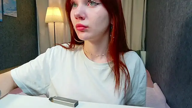 Snapshot of MargoViento chatting on May 14, 2026, 8:06 pm MargoViento online show from May 14, 2026, 8:06 pm