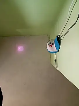  LSebxs  online show from April 10, 2026, 3:19 pm