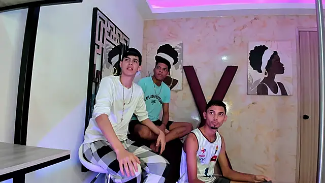 EMPIRE BOYS1 online show from April 15, 2026, 7:29 pm