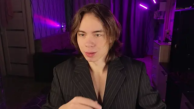 neganxxx online show from November 26, 2025, 3:28 am