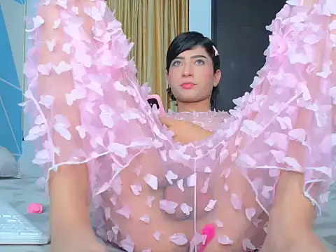 Snapshot of isabellaqueens chatting on October 31, 2025, 7:54 pm isabellaqueens online show from October 31, 2025, 7:54 pm