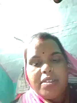 Snapshot of Monika_cuty chatting on October 14, 2025, 2:39 pm Monika cuty online show from October 14, 2025, 2:39 pm