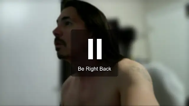 bandrews4795 online show from April 22, 2026, 7:04 am