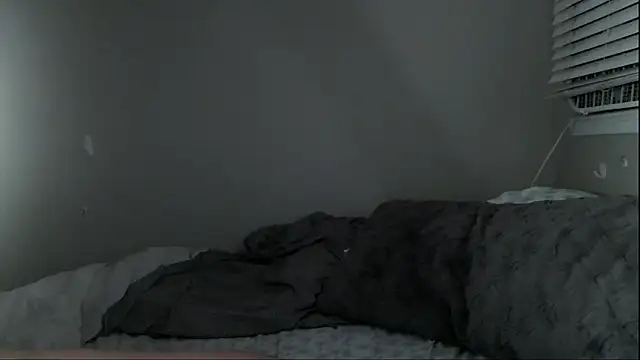 bandrews4795 online show from November 23, 2025, 7:29 am