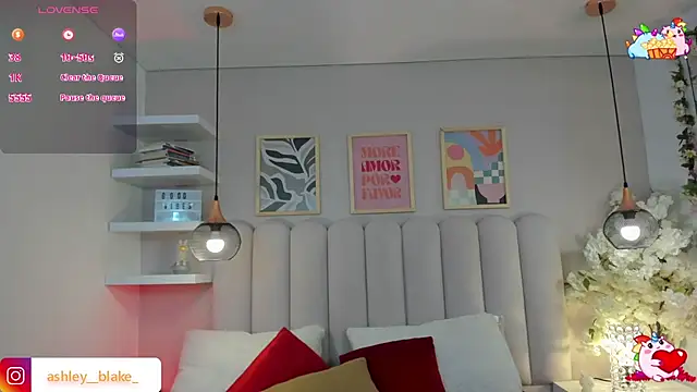 Isabella  gonzalez  online show from February 5, 2026, 5:58 am