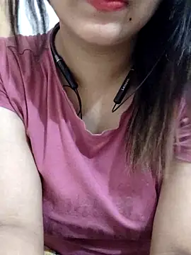 Tanha18 online show from October 28, 2025, 9:08 am