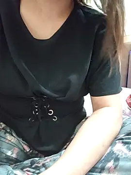 Tanha18 online show from March 18, 2026, 2:52 pm