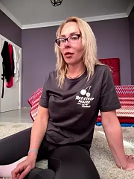 ElenabonyX online show from January 13, 2026, 10:30 am