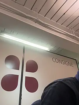 Snapshot of AlexGogo23 chatting on April 2, 2026, 4:46 pm AlexGogo23 online show from April 2, 2026, 4:46 pm