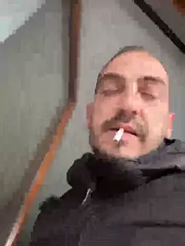 Snapshot of AlexGogo23 chatting on March 11, 2026, 6:18 am AlexGogo23 online show from March 11, 2026, 6:18 am