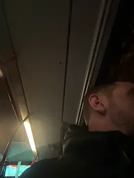 Snapshot of AlexGogo23 chatting on March 5, 2026, 4:09 am AlexGogo23 online show from March 5, 2026, 4:09 am