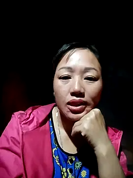 Snapshot of Yanmey chatting on November 29, 2025, 10:54 pm Yanmey online show from November 29, 2025, 10:54 pm