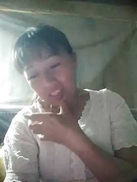 Snapshot of Yanmey chatting on November 26, 2025, 12:16 pm Yanmey online show from November 26, 2025, 12:16 pm