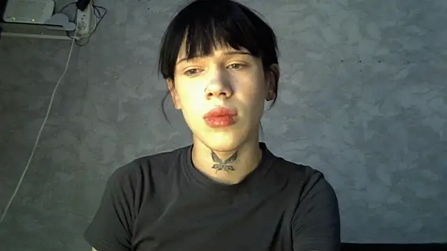 Snapshot of mun_poli chatting on November 7, 2025, 9:14 am mun poli online show from November 7, 2025, 9:14 am