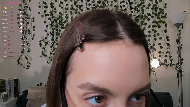 sweet and flirt online show from November 8, 2025, 7:12 am