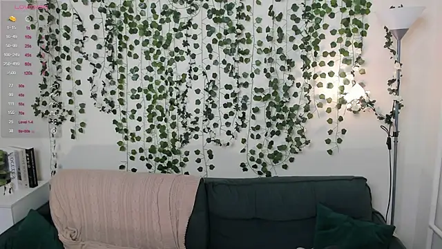 sweet and flirt online show from October 25, 2025, 7:18 am