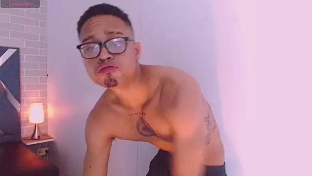 Snapshot of Jayden_Morris chatting on April 5, 2026, 3:13 am Jayden Morris online show from April 5, 2026, 3:13 am