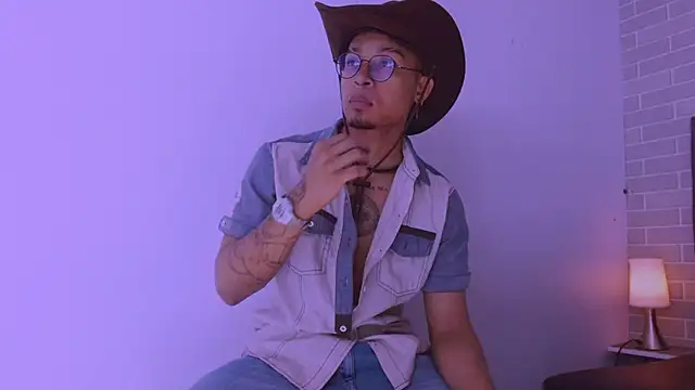 Snapshot of Jayden_Morris chatting on March 4, 2026, 7:32 pm Jayden Morris online show from March 4, 2026, 7:32 pm