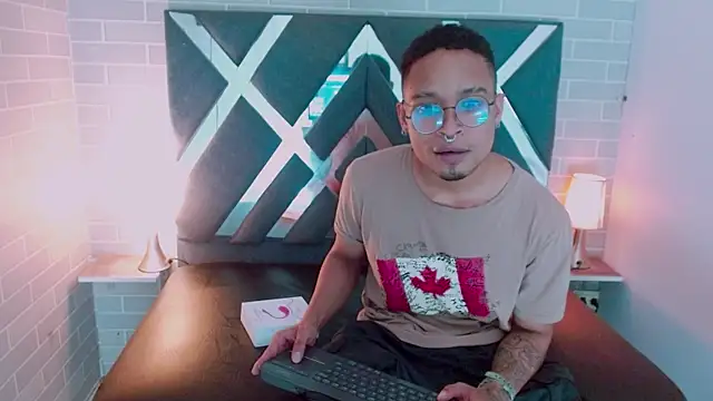 Snapshot of Jayden_Morris chatting on April 11, 2026, 1:46 am Jayden Morris online show from April 11, 2026, 1:46 am