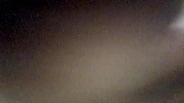 Snapshot of Lyndasilk chatting on April 15, 2026, 2:21 pm Lyndasilk online show from April 15, 2026, 2:21 pm