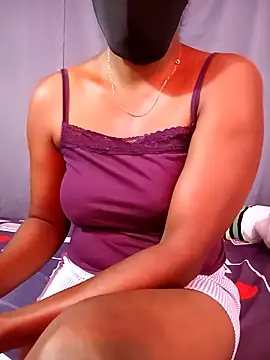 Mishel hot online show from November 3, 2025, 2:17 am