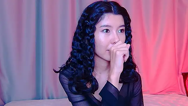 Snapshot of sunarinsun chatting on November 16, 2025, 10:13 pm sunarinsun online show from November 16, 2025, 10:13 pm