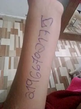 Camilanifeta online show from January 12, 2026, 3:35 am