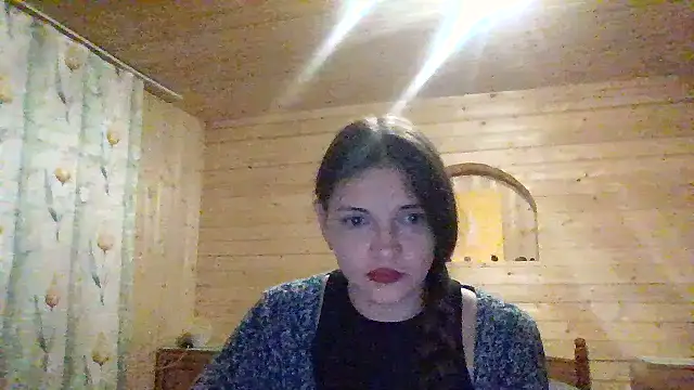 Snapshot of AmeliieLaFleur chatting on October 14, 2025, 4:40 pm AmeliieLaFleur online show from October 14, 2025, 4:40 pm