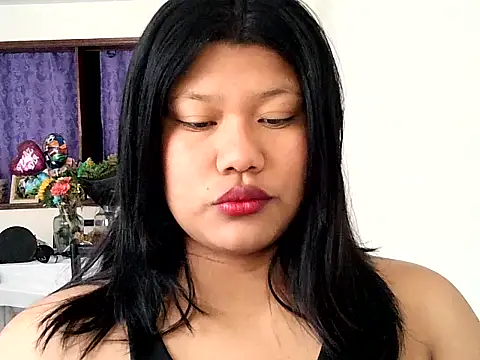 Chloe Jhons Rs online show from October 12, 2025, 3:57 pm