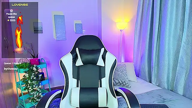 Alex carter online show from December 16, 2025, 11:03 am