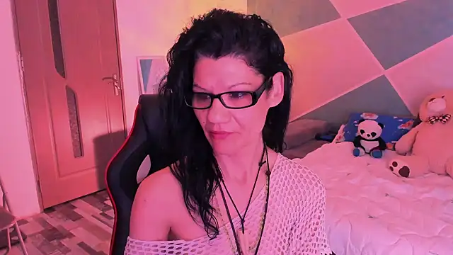 SweetSin40 online show from April 24, 2026, 7:38 pm