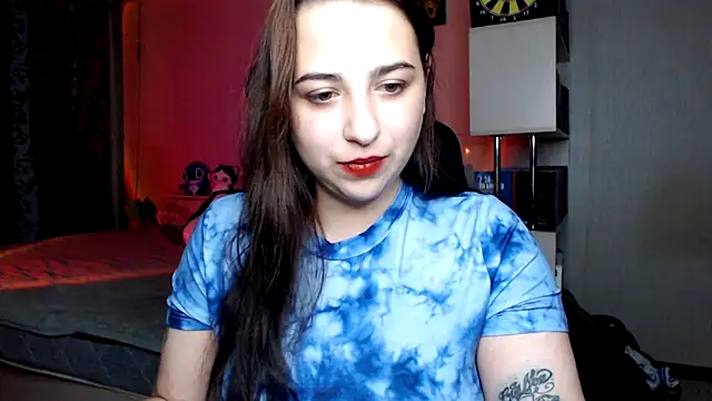 OliviaHeart online show from October 13, 2025, 3:02 pm