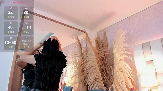 Snapshot of Ari_lynn_ chatting on January 17, 2026, 3:21 am Ari lynn online show from January 17, 2026, 3:21 am