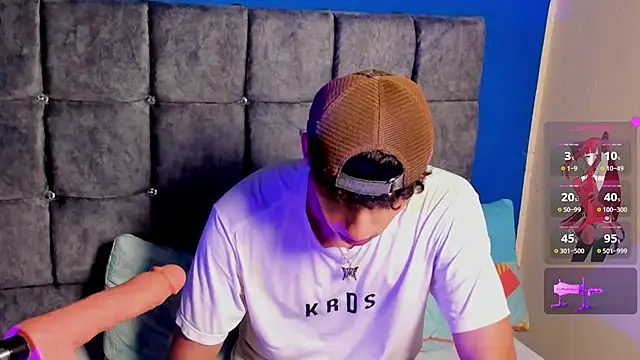 kalet-skinny online show from November 26, 2025, 3:06 am