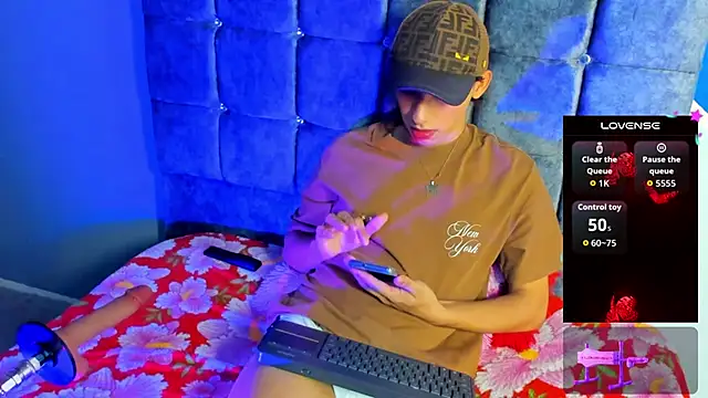 kalet-skinny online show from October 15, 2025, 12:13 pm