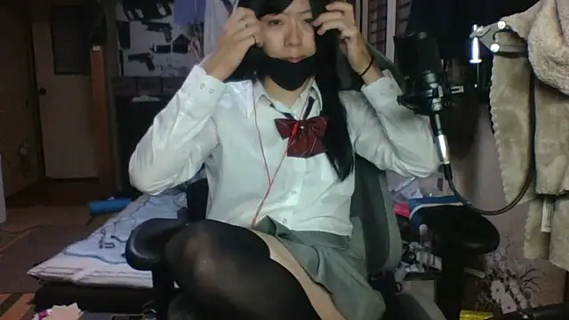 harinyanxxx online show from October 15, 2025, 7:44 pm