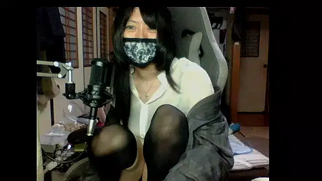 harinyanxxx online show from October 26, 2025, 2:50 pm