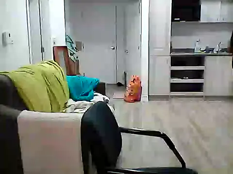 Amyblackheartxox online show from October 13, 2025, 10:06 am