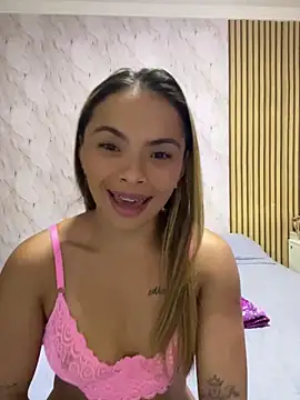 safadinhaquenteW online show from March 11, 2026, 4:28 am