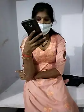 Snapshot of Hina_School chatting on October 26, 2025, 11:54 am Hina School online show from October 26, 2025, 11:54 am