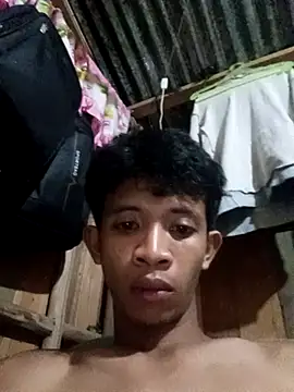 Snapshot of Edrial- chatting on November 7, 2025, 1:59 pm Edrial- online show from November 7, 2025, 1:59 pm