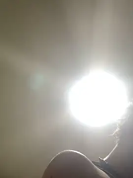 Snapshot of picante70_ chatting on October 27, 2025, 2:45 am picante70 online show from October 27, 2025, 2:45 am