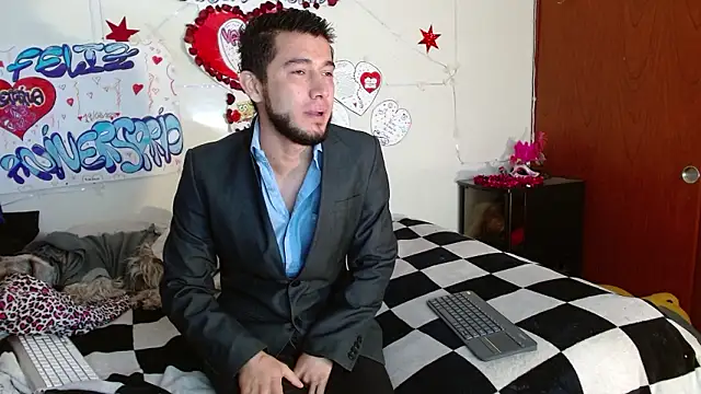 Snapshot of picante70_ chatting on February 6, 2026, 11:28 am picante70 online show from February 6, 2026, 11:28 am